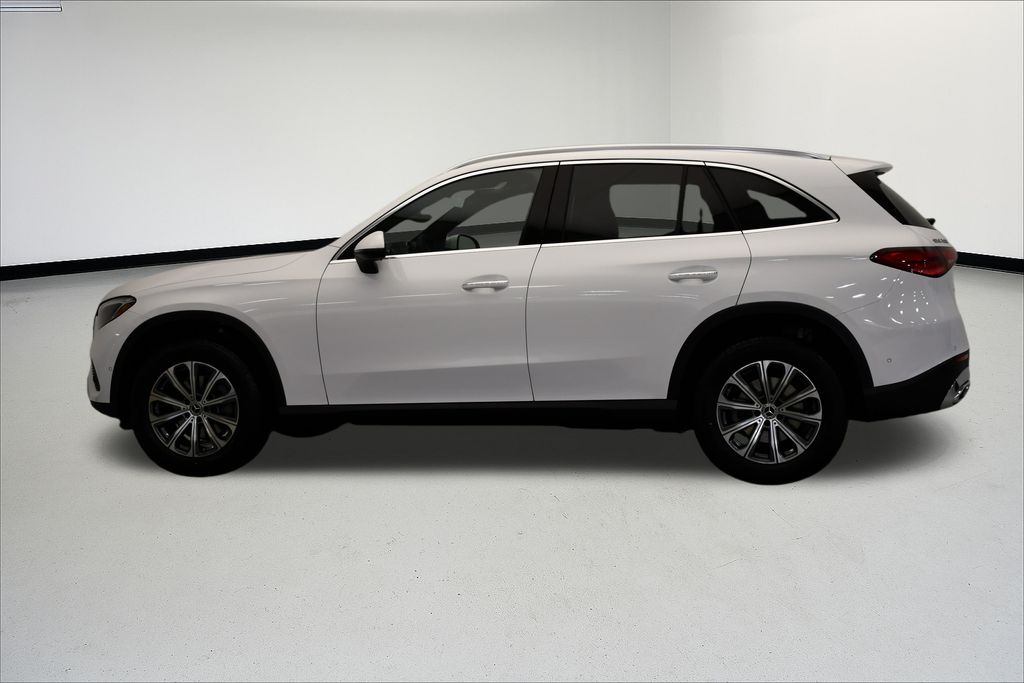 Thumbnail: 2026 Mercedes-Benz GLC - 2