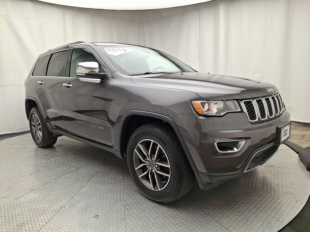 Thumbnail: 2019 Jeep Grand Cherokee - 3