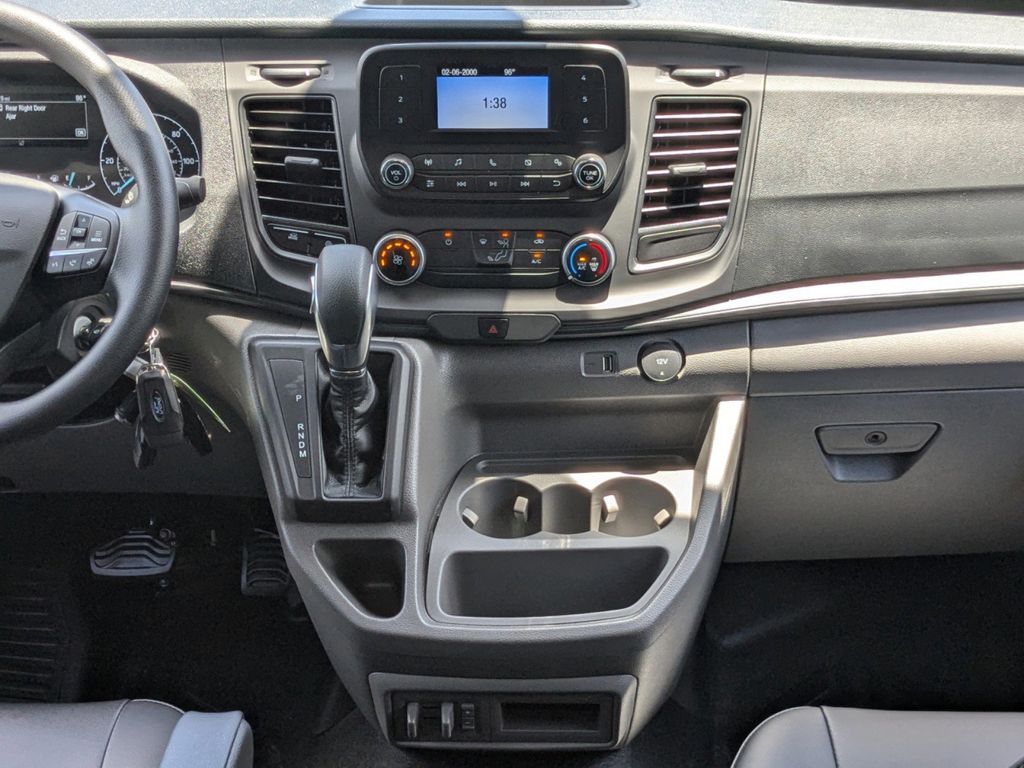 2025 Ford Transit 250