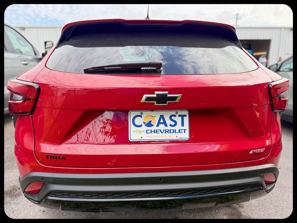 View vehicle photo 4