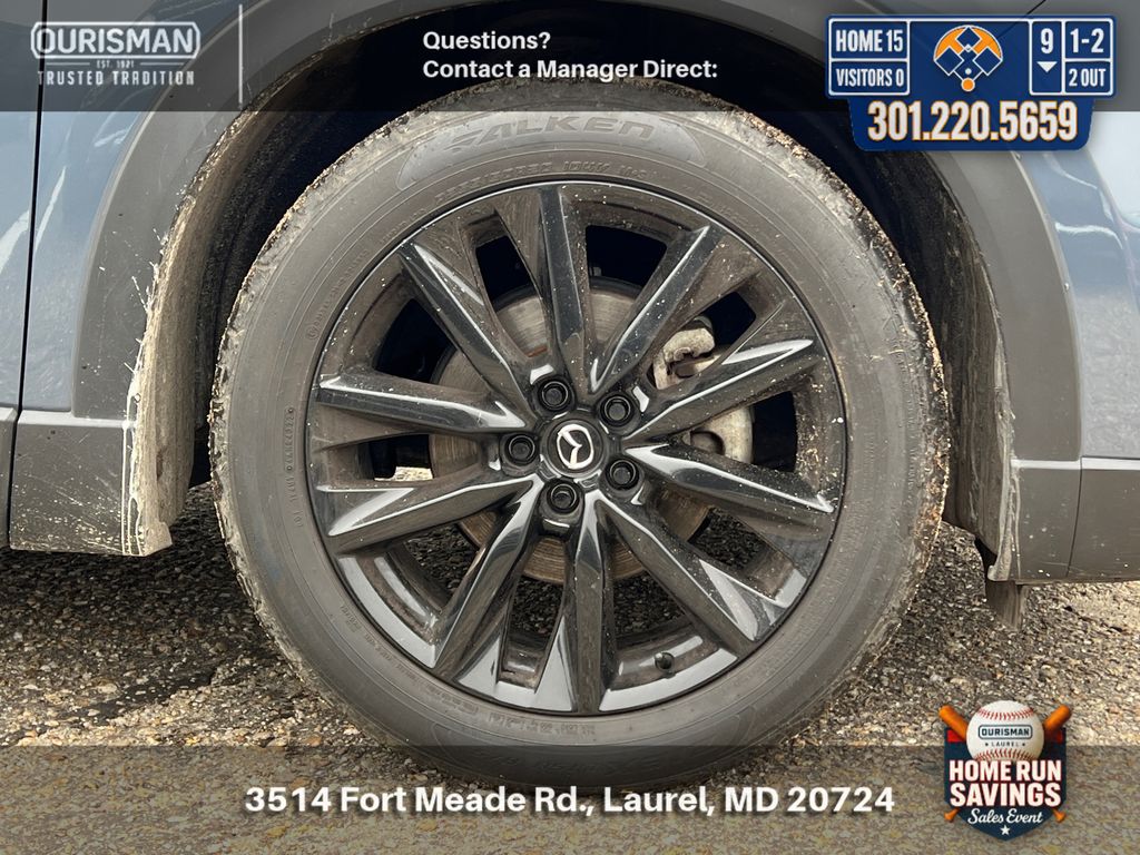 View vehicle photo 5