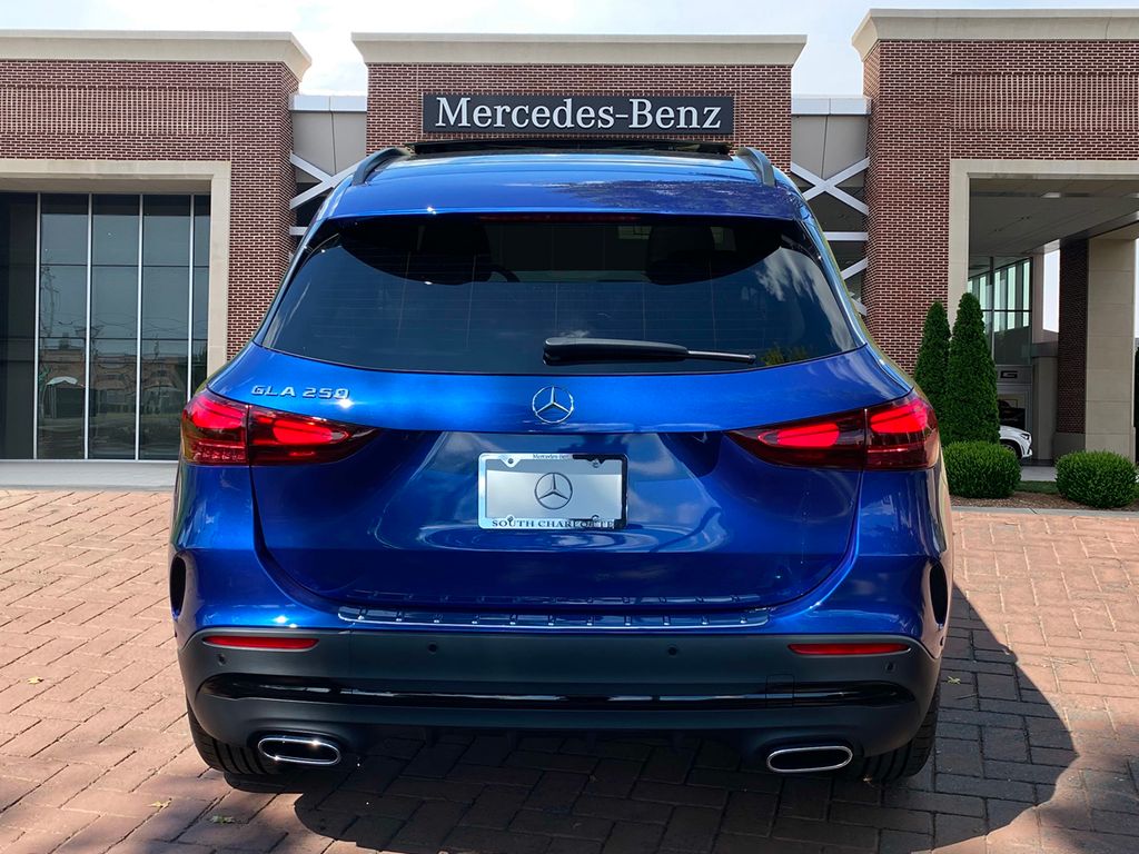 Thumbnail: 2025 Mercedes-Benz GLA - 5