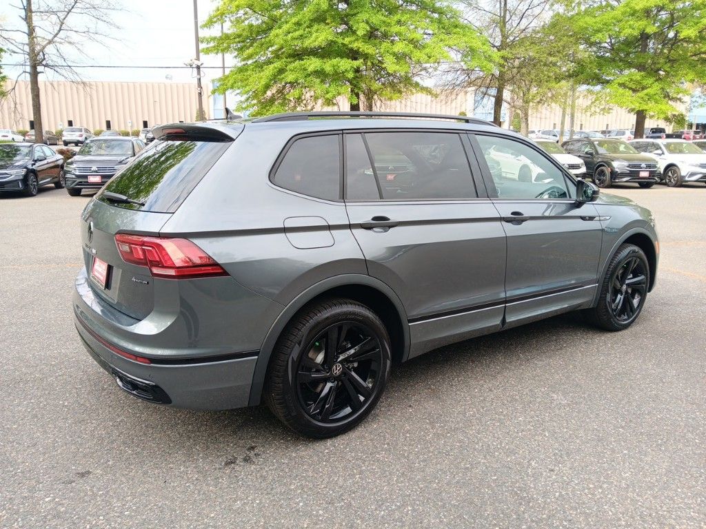 2024 Volkswagen Tiguan 2.0T SE R-Line Black 5