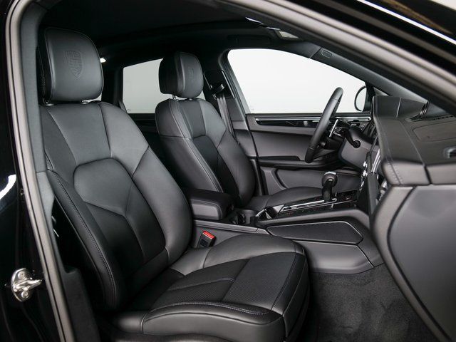 New 2026 Black Porsche T image 11