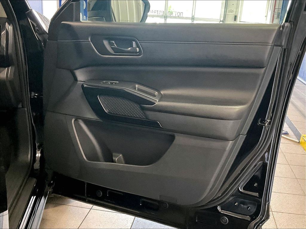 2024 Nissan Pathfinder — photo 12