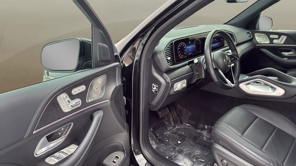 used 2024 Mercedes-Benz GLE car, priced at $43,950