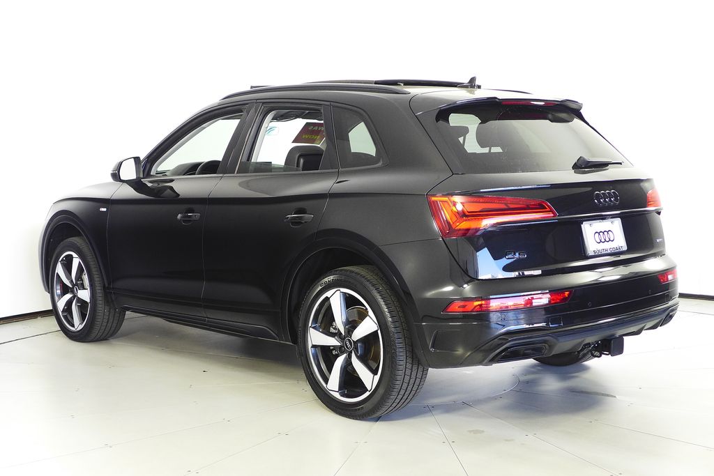 Thumbnail: 2023 Audi Q5 - 9