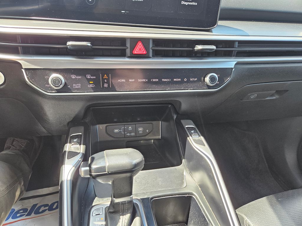 Used 2024 Kia Sorento SUV