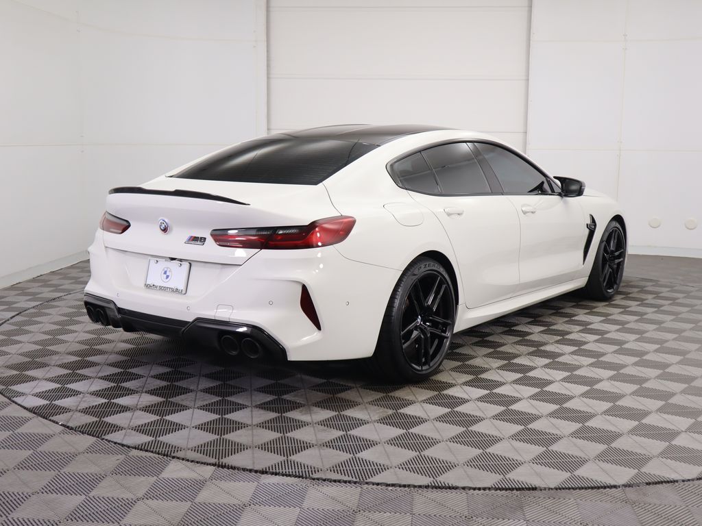 Thumbnail: 2023 BMW M8 - 5