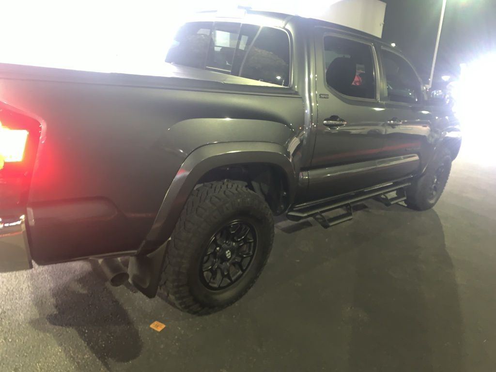 2022 Toyota Tacoma SR5 6