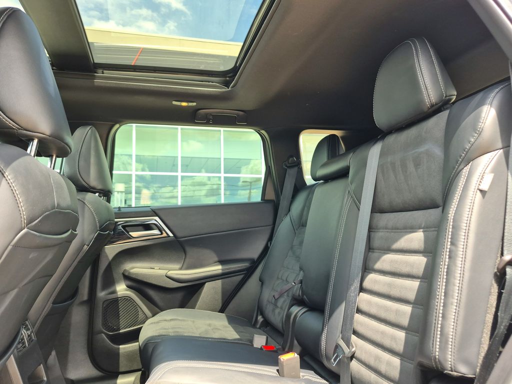 2022 Mitsubishi Outlander SE Launch Edition Gray at North Houston Mitsubishi