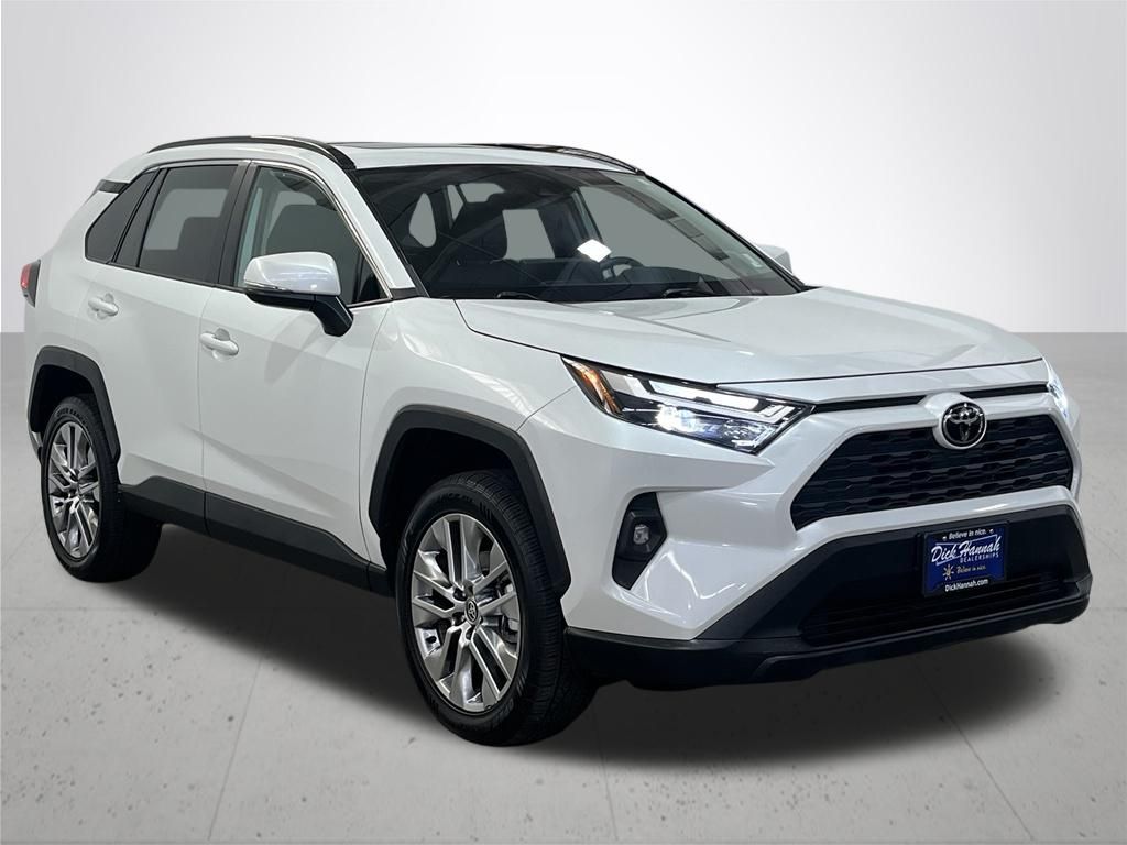 2023 Toyota RAV4 XLE Premium