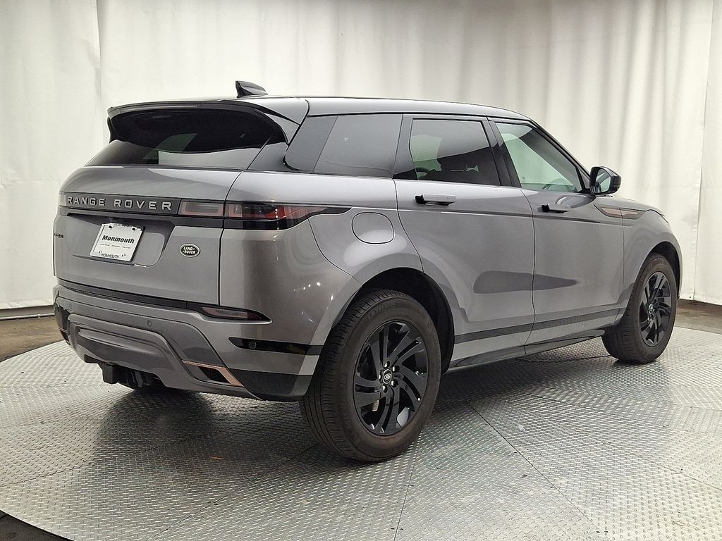 Thumbnail: 2022 Land Rover Range Rover Evoque - 4