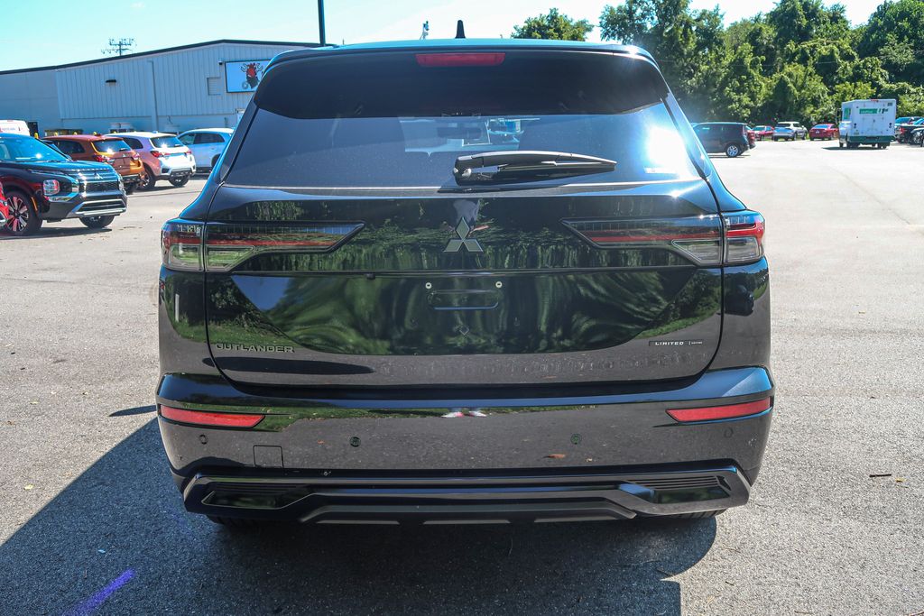 2026 Mitsubishi Outlander LE 2.5 S-AWC