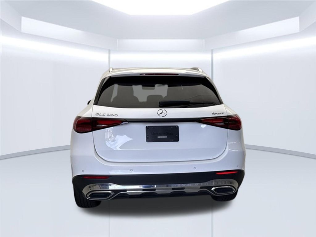 Thumbnail: 2024 Mercedes-Benz GLC - 4