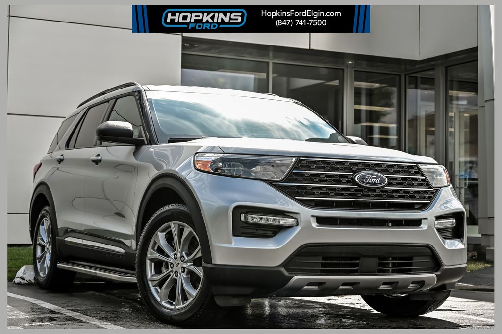 Silver Metallic 2024 Ford Explorer SUV / Crossover All-Wheel Drive Automatic