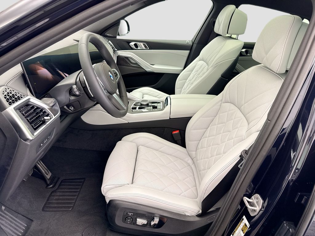 Thumbnail: 2026 BMW X6 - 18