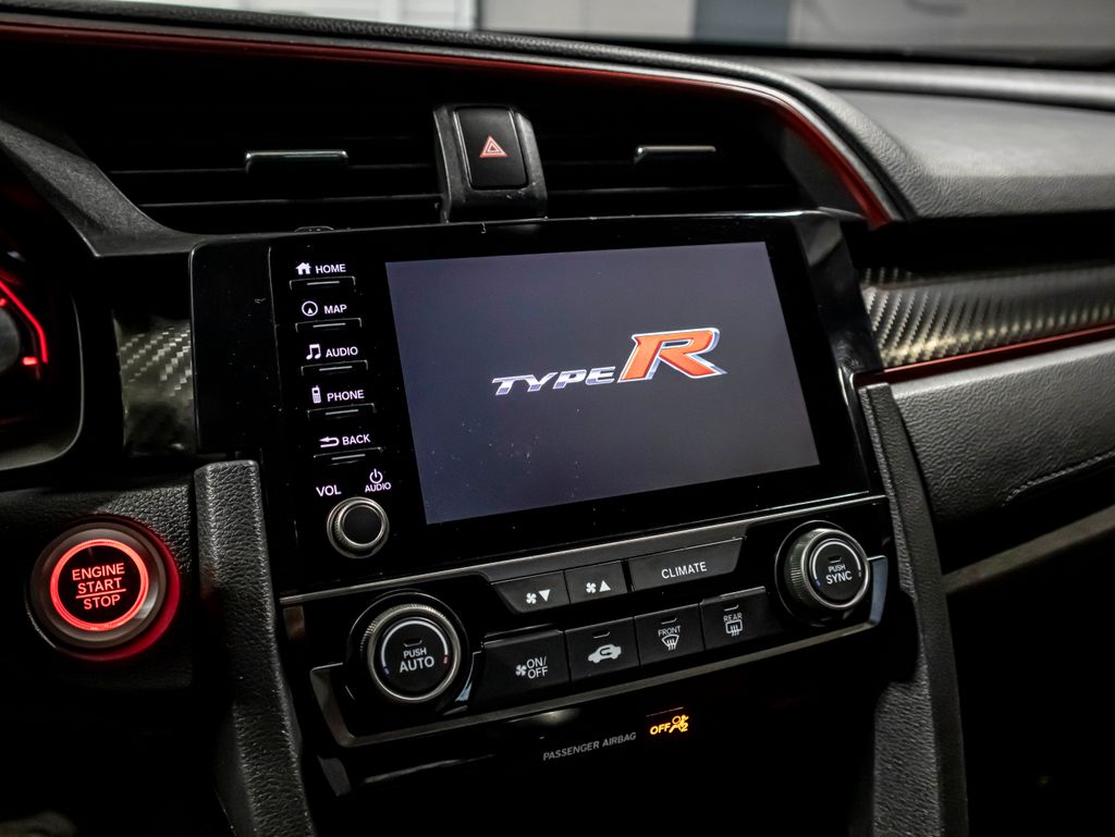 Used 2019  Honda Touring image 14