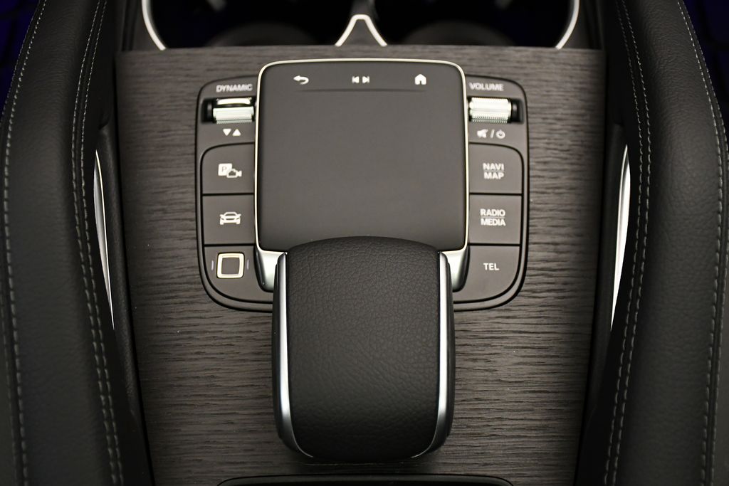 Thumbnail: 2026 Mercedes-Benz GLE - 31