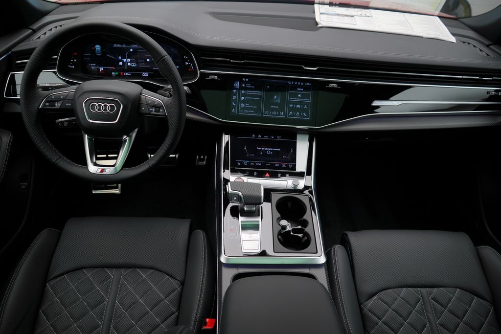 2024 Audi SQ8  13