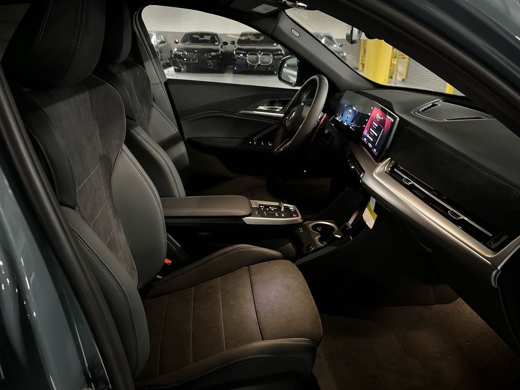 Thumbnail: 2026 BMW X2 - 25