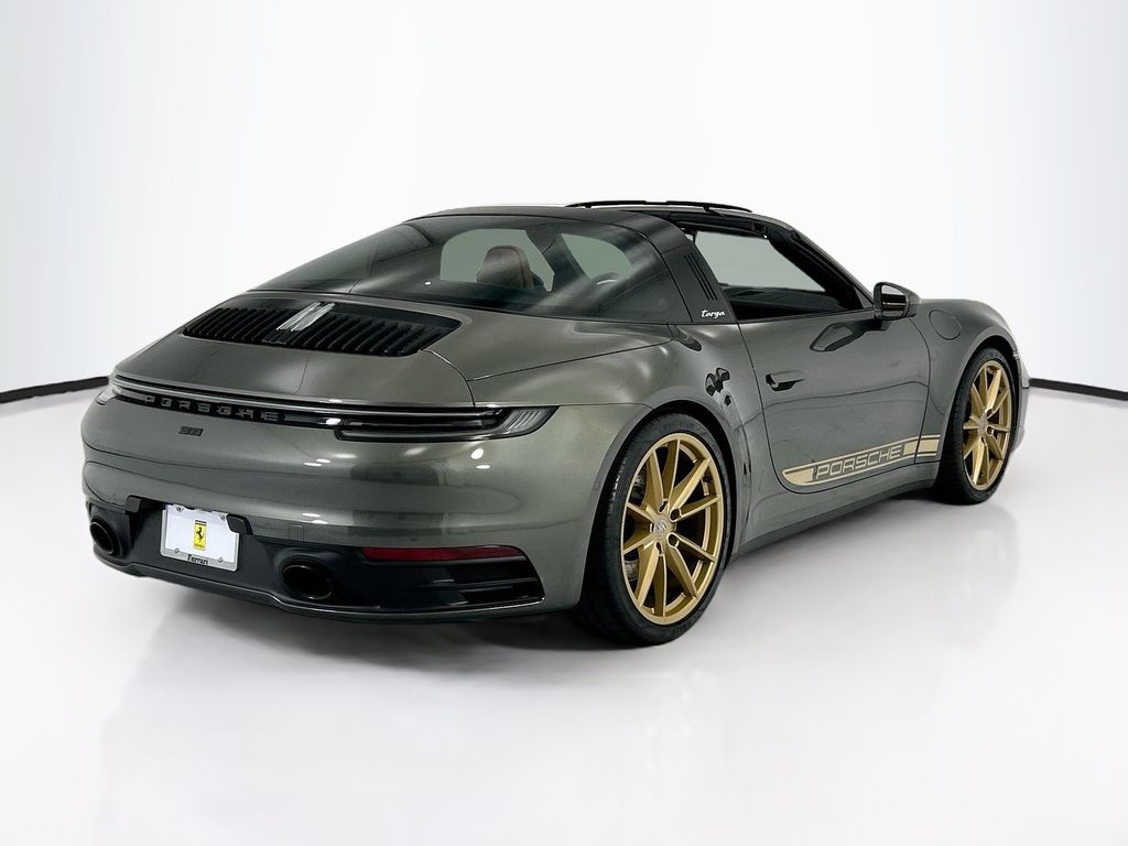 Thumbnail: 2023 Porsche 911 - 5