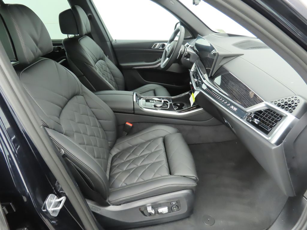 Thumbnail: 2026 BMW X5 - 20