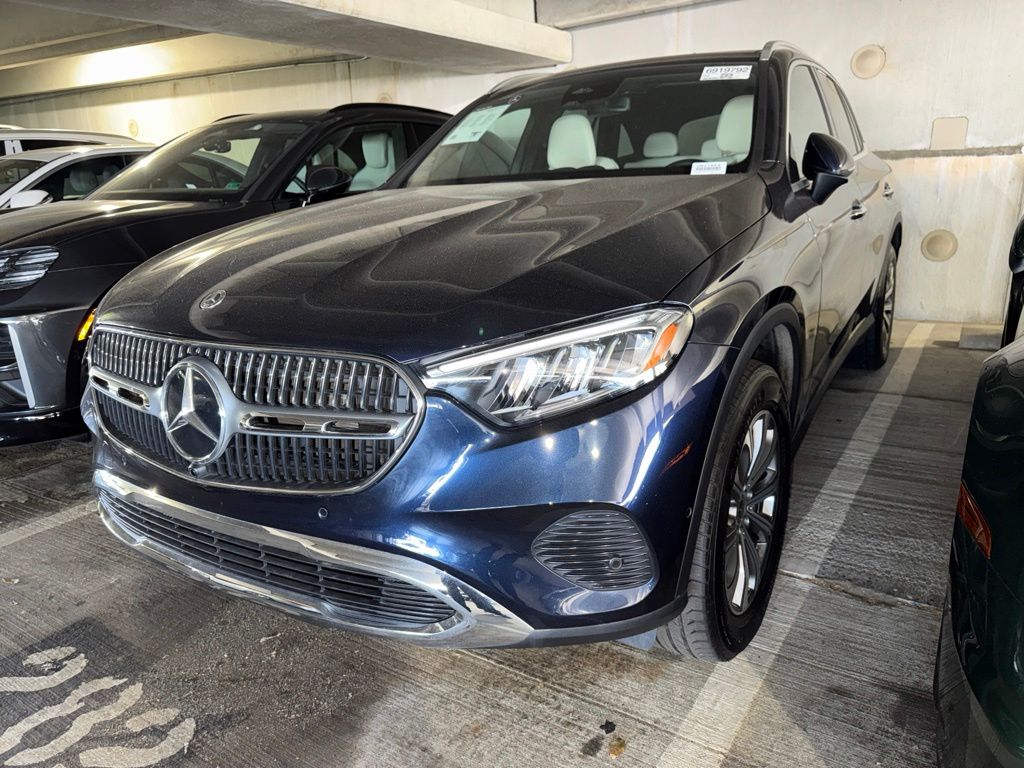Thumbnail: 2024 Mercedes-Benz GLC - 1