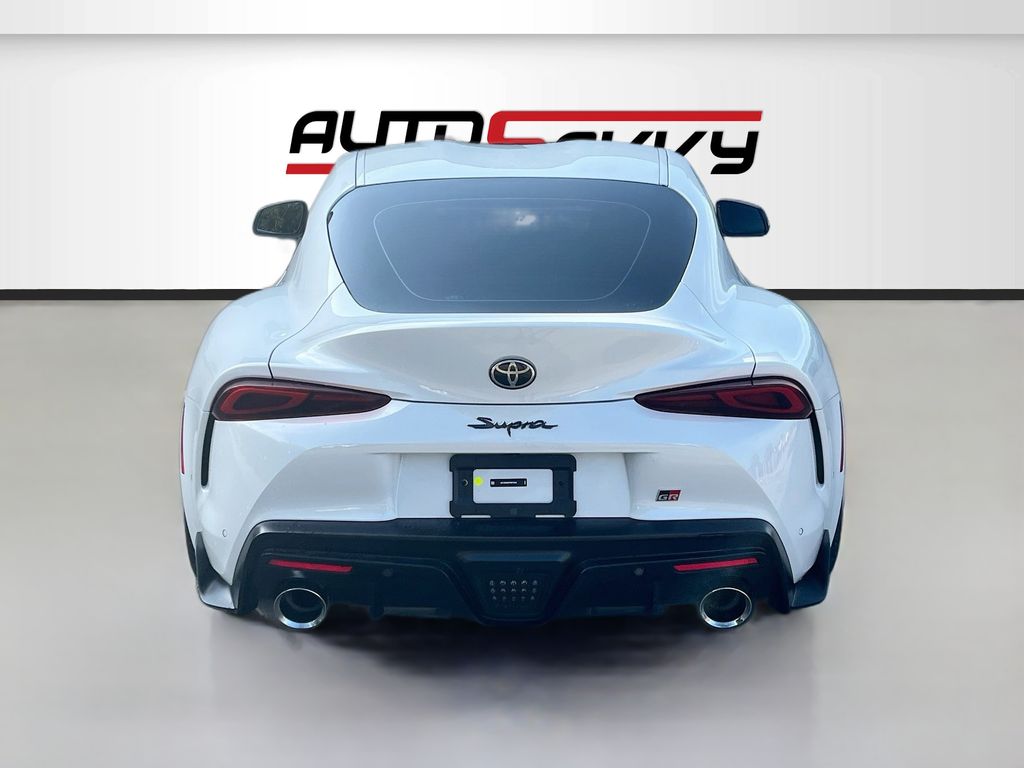 Used 2026 White Toyota 3.0 image 6
