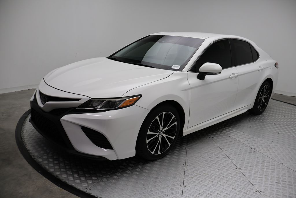 2018 Toyota Camry SE -
                  West Palm Beach, FL
