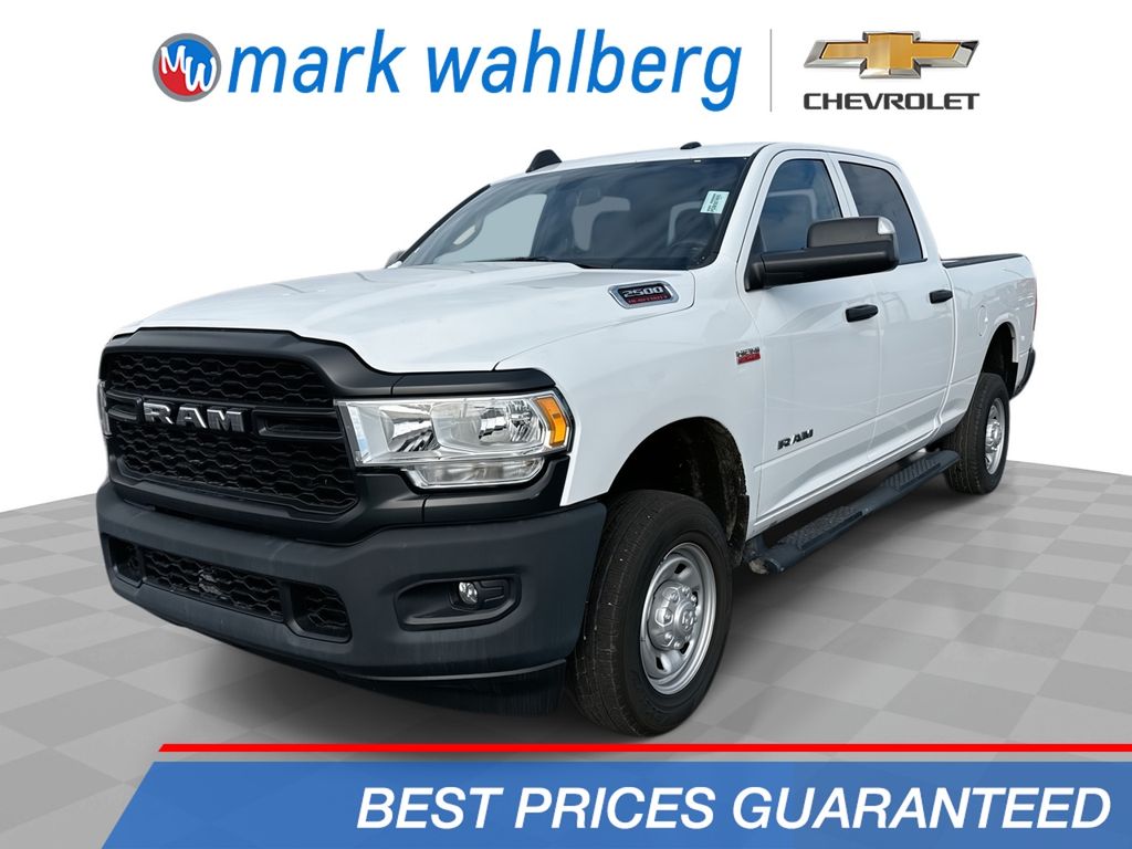 RAM 2500 Tradesman Crew Cab 4WD