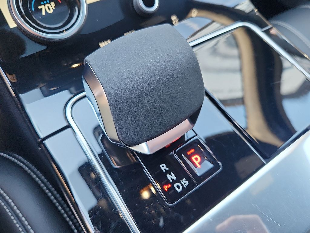 Thumbnail: 2023 Land Rover Range Rover Velar - 15