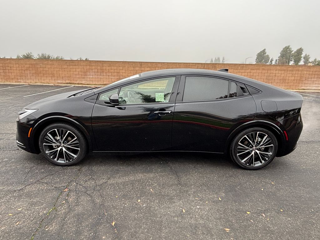 Thumbnail: 2025 Toyota Prius - 8