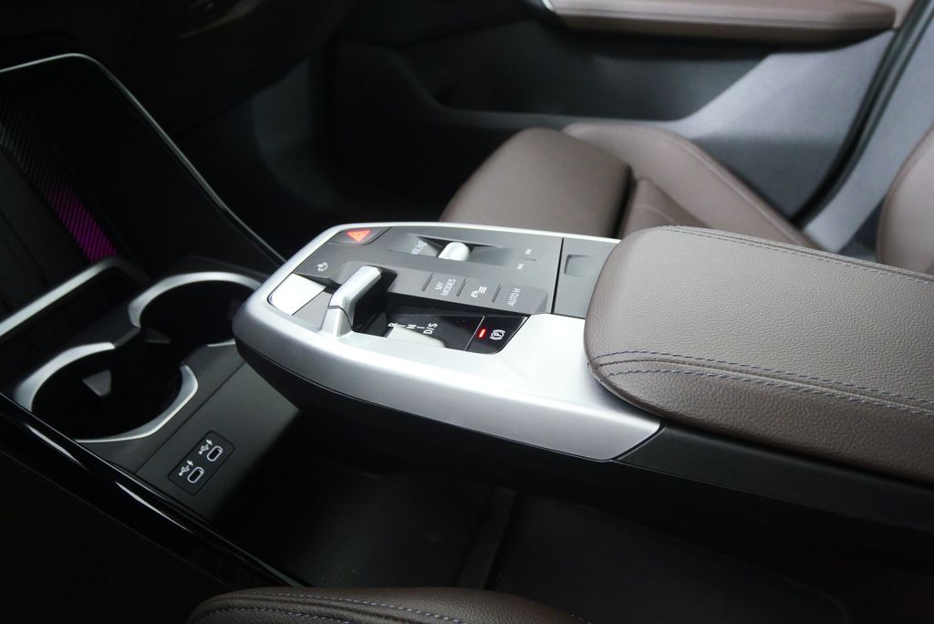 Thumbnail: 2023 BMW X1 - 25