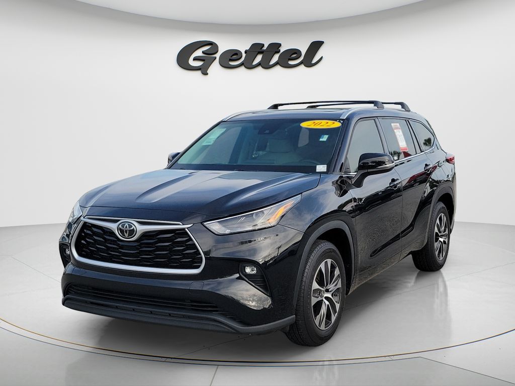 2022 Toyota Highlander XLE