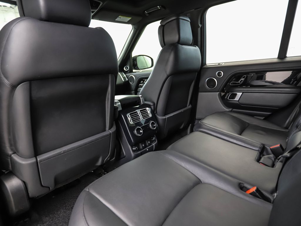 Thumbnail: 2019 Land Rover Range Rover - 19