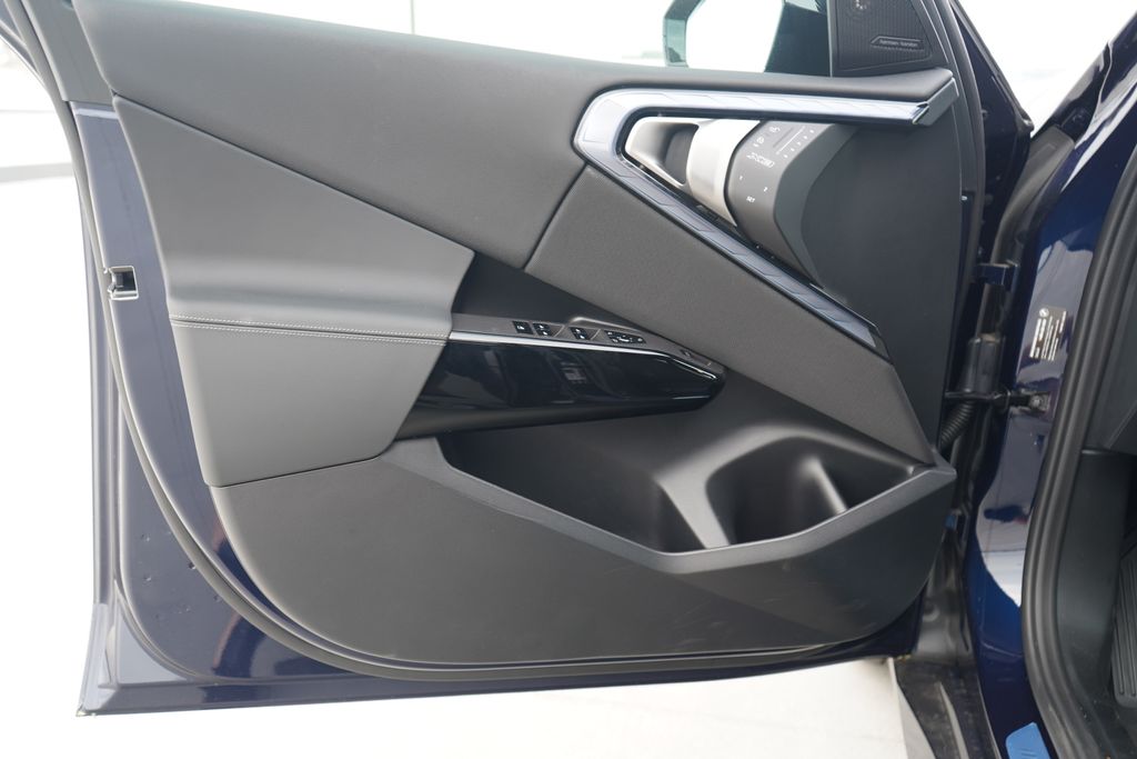 Thumbnail: 2026 BMW X3 - 8