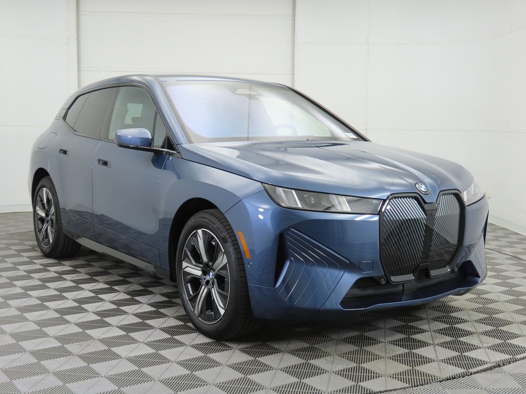 Thumbnail: 2026 BMW iX - 3