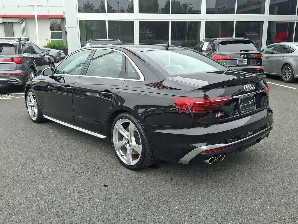 Thumbnail: 2022 Audi S4 - 6