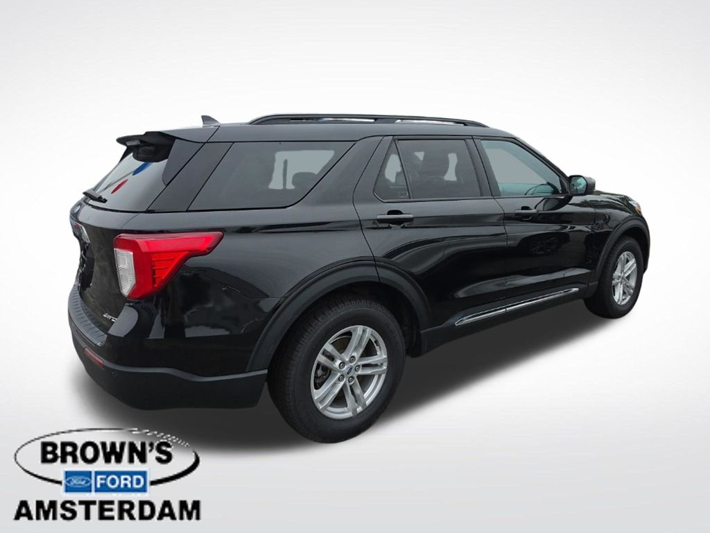 2023 Ford Explorer XLT - 8