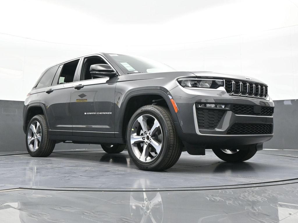 New 2026 Baltic Gray Metallic Clearcoat Jeep Limited image 57