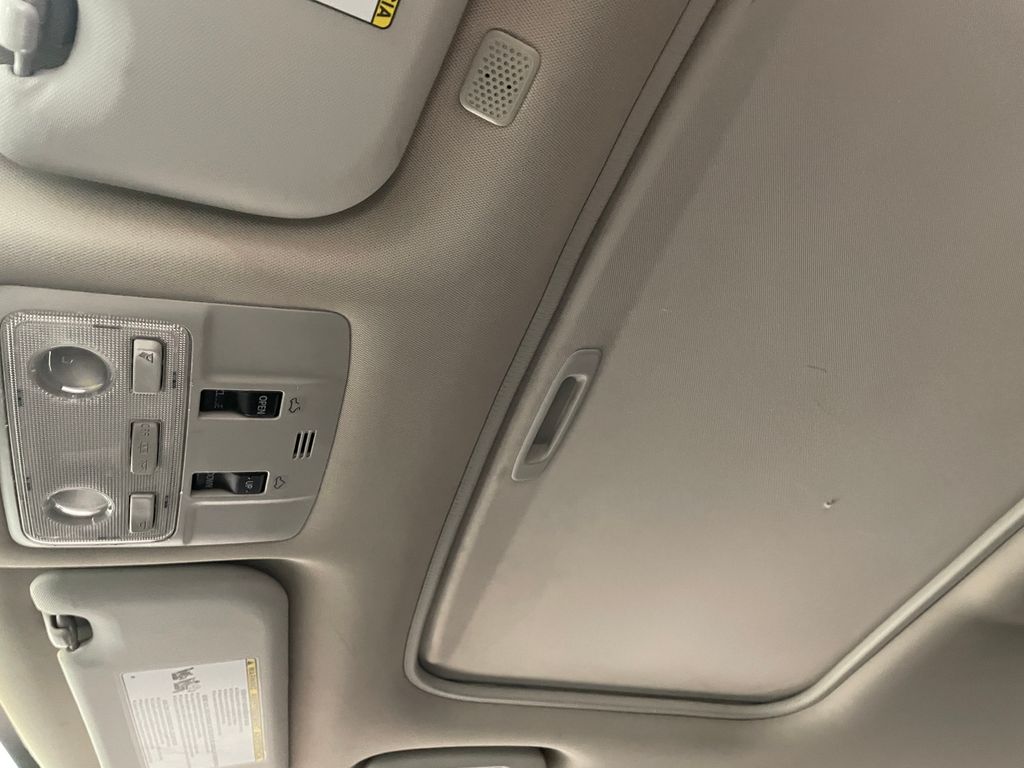 Thumbnail: 2019 Toyota Corolla - 28