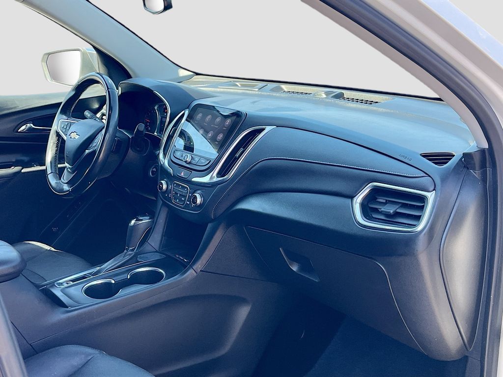 Used 2020 Silver Chevrolet Premier image 28
