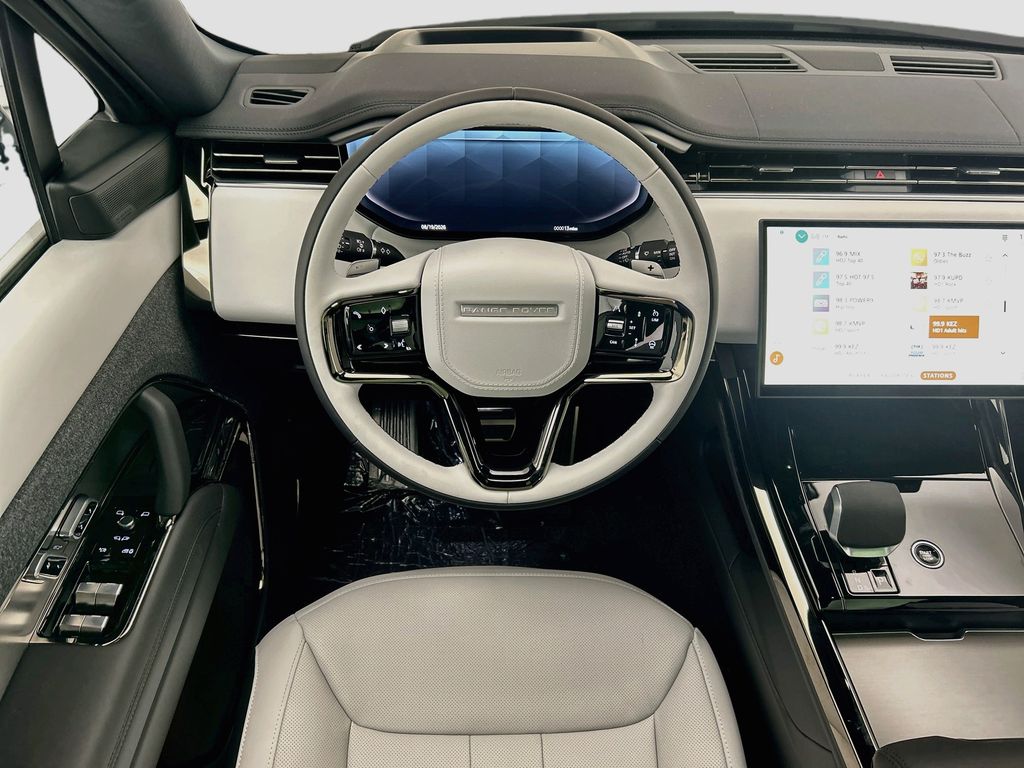 Thumbnail: 2026 Land Rover Range Rover Sport - 10