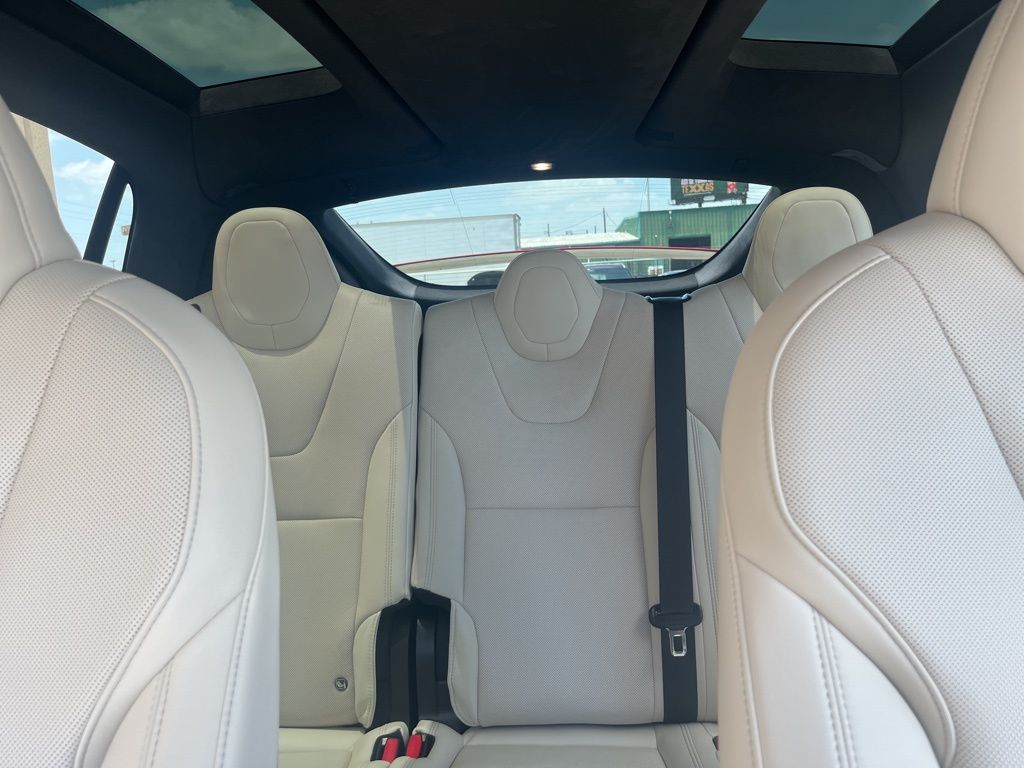 2024 Tesla Model X  29