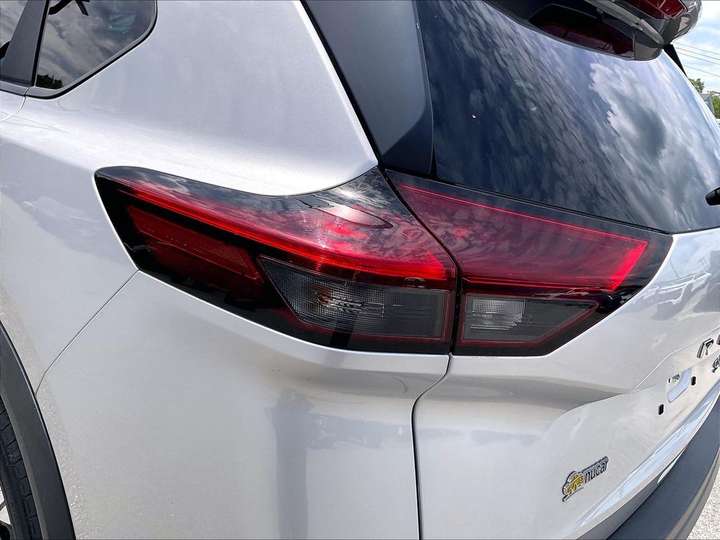 2023 Nissan Rogue — photo 31