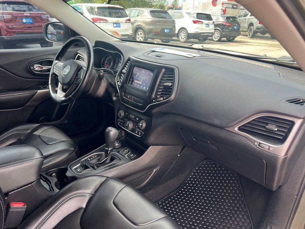 Used 2020 Jeep Cherokee SUV