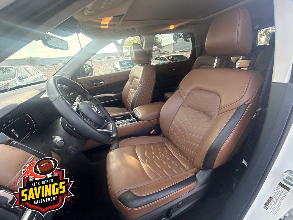 Used 2024 Nissan Pathfinder SUV