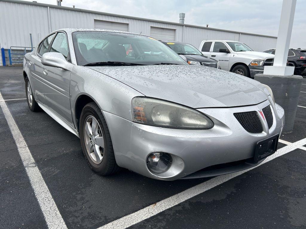 2008 Pontiac Grand Prix Base 4