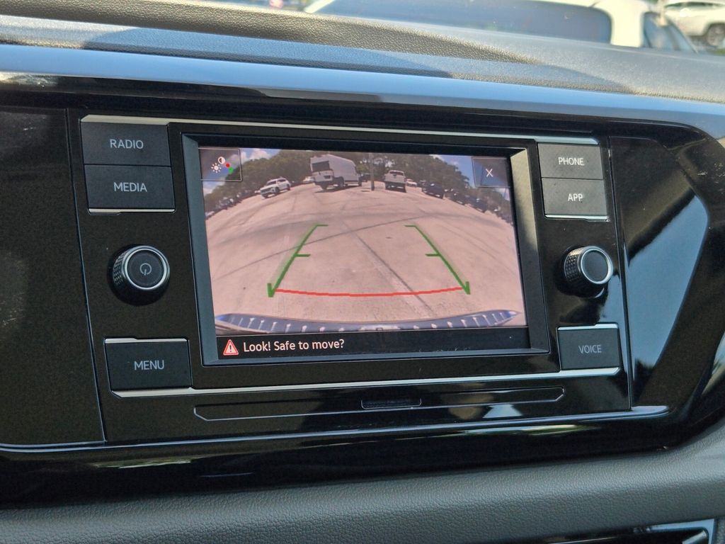 2024 Volkswagen Taos - $17,500